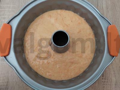 Morkų keksiukas su vaniliniu cukrumi Žingsnis 3