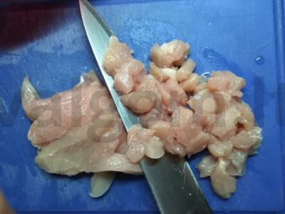 Smulkintos kotletės su krakmolu, sūriu ir majonezu Žingsnis 1