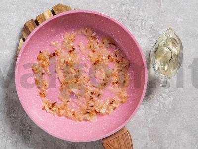 Sultinys su kiauliena Žingsnis 4