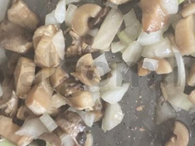 Šampinjonai, kepti su bekonu Žingsnis 2