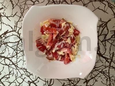 Greitas salotas su sausainiais ir sūriu užkandžiui Žingsnis 2