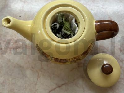 Raminantis žolelių arbata Žingsnis 1