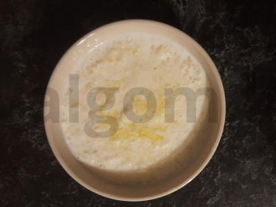 Draugystės košė vaikams su traškiais kamuoliukais ir bananais Žingsnis 2