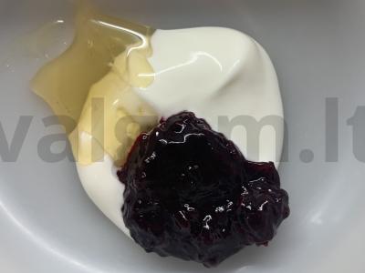 Salotas su grūdėtu varškės sūriu „Rytinis“ Žingsnis 1