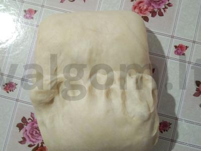 Česnakiniai pampuškos prie boršo Žingsnis 5