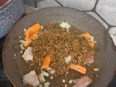 Grikių košė su laiškiniais svogūnais Žingsnis 2