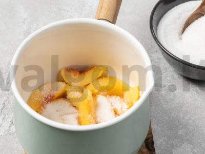 Persikų džemas su migdolais Žingsnis 1