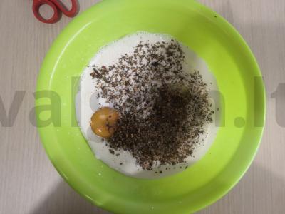 Rožinė lašiša grietinėlės omlete Žingsnis 2