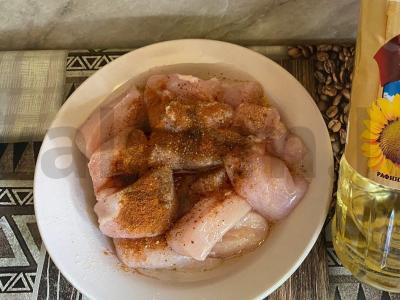 Vištienos filė su šonine ant grilio Žingsnis 3