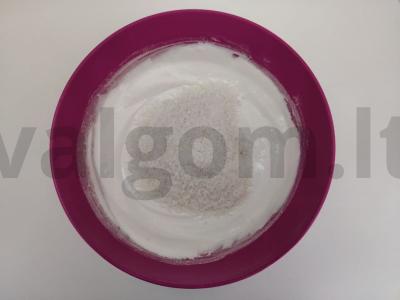 Baltojo kokoso sausainiai su kiaušinių baltymais Žingsnis 2