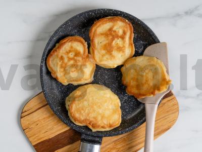 Purūs blynai su obuoliu Žingsnis 7