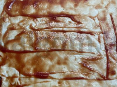 Pica „Salami“ su vyšniniais pomidorais Žingsnis 2