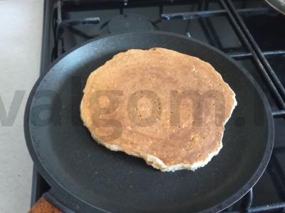 Avižų blynas su raudonąja žuvimi ir varškės sūriu Žingsnis 5