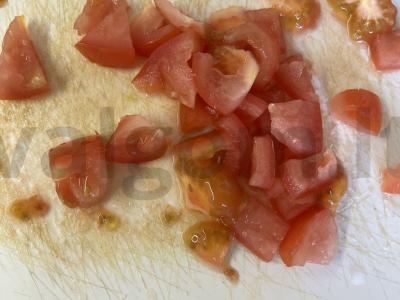 Graikiškas salotas su sūriu ir grūdėta garstyčia Žingsnis 4