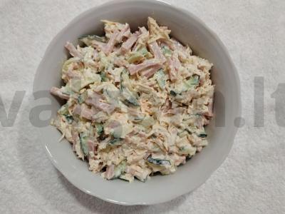 Itališkas salotas su kumpiu ir granatų sėklomis Žingsnis 4