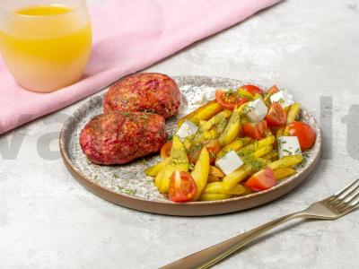 Burokėlių kotletai su kalakutienos filė ir liesa jautiena pagrindine nuotrauka