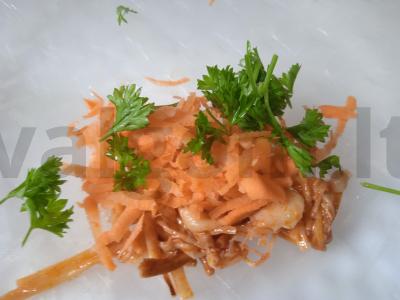 Vietnamo ritinys su enoki grybais ir vištiena Žingsnis 2