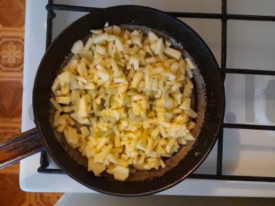 Obuolių pyragėliai su 'Golden' veisle Žingsnis 2