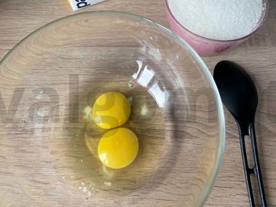 Idealius blynai be laktozės pieno Žingsnis 1