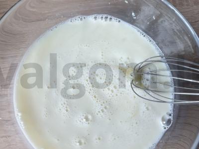 Idealius blynai be laktozės pieno Žingsnis 3