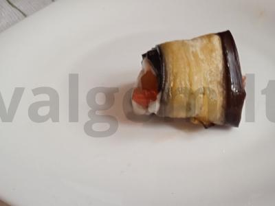 Baklažanų ritinėliai su daržovėmis Žingsnis 5