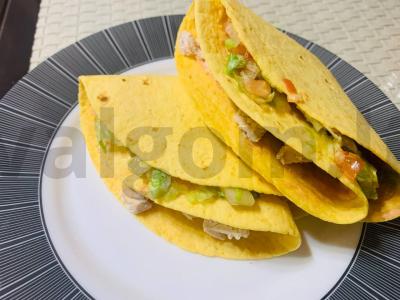 Kukurūzų tortilijos su įdaru pagrindine nuotrauka