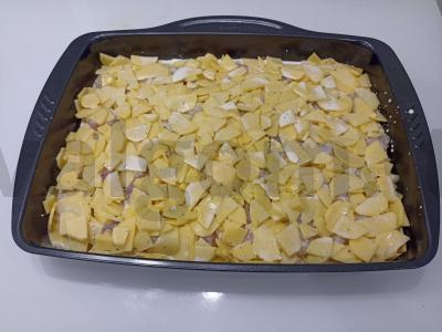 Bulvių apkepas su pangasijumi Žingsnis 5