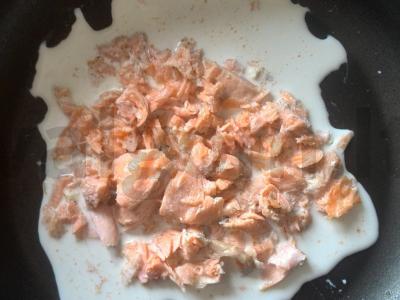 Makaronai su lašiša ir parmezanu Žingsnis 2