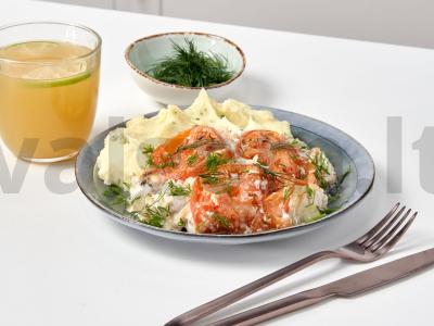 Kalakutienos filė su riebiais grietinėlėmis pagrindine nuotrauka