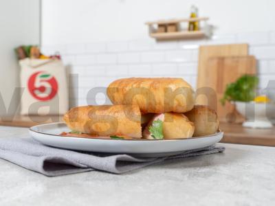 Dešrelės tešloje keptuvėje pagrindine nuotrauka