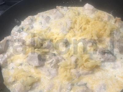 Vištiena grietinėlės padaže Žingsnis 8