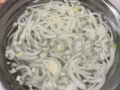 Švelnus salotas su vištienos krūtinėle Žingsnis 1