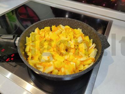 Troškinti bulvės su miško grybais Žingsnis 3