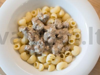 Vištienos kepenėlės grietinėlėse pagrindine nuotrauka