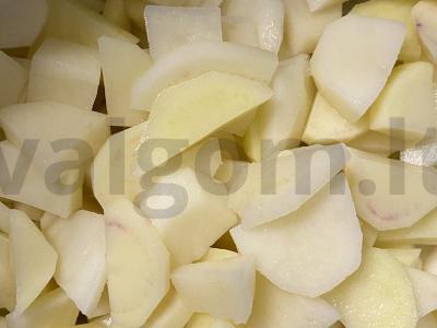 Žuvienė su raudona žuvimi Žingsnis 1