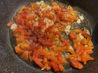 Jūros gėrybių ir šafrano paelja Žingsnis 3