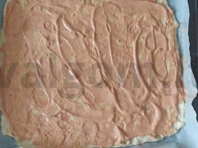 Pica su dešra, pomidorais ir paprikomis Žingsnis 1