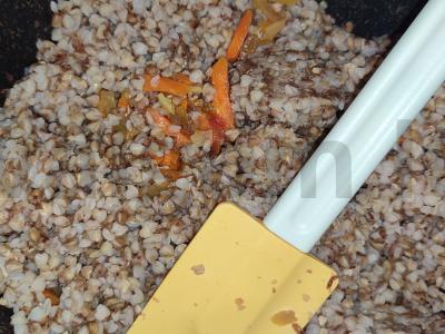 Grikių košė su pomidorų padažu Žingsnis 2