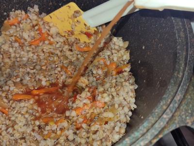 Grikių košė su pomidorų padažu Žingsnis 3