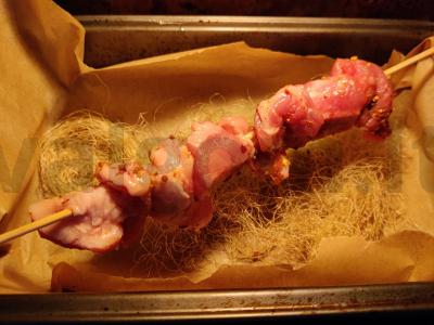 Kiaulienos šašlykas ant kokoso pluošto Žingsnis 4