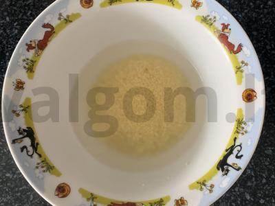 Kuskusas su datulėmis ir razinomis Žingsnis 2