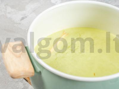 Klasikinis Tom Yum sriuba namuose Žingsnis 3