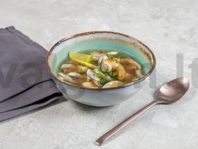 Klasikinis Tom Yum sriuba namuose pagrindine nuotrauka