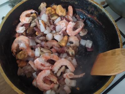 Grikių makaronai su krevetėmis ir daržovėmis Žingsnis 2