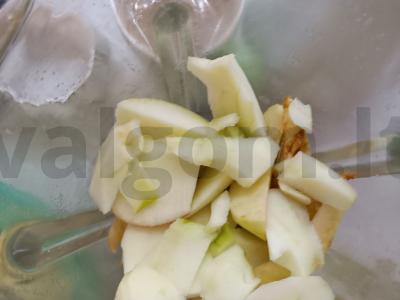 Be glitimo ir cukraus šarlotė Žingsnis 1