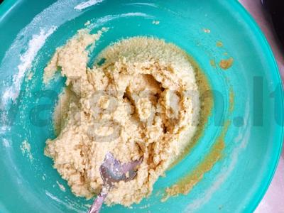 Be glitimo ir cukraus šarlotė Žingsnis 3