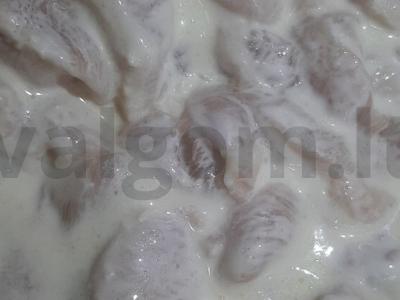 Vištienos krūtinėlė grietinėlės padaže Žingsnis 3