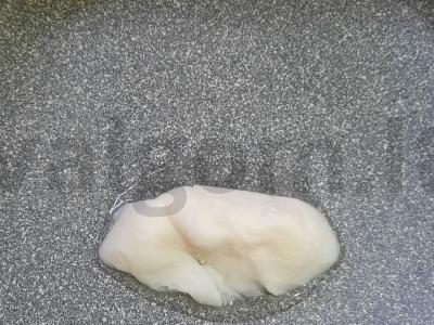 Kiaulienos guliašas su šonine ir svogūnais Žingsnis 1