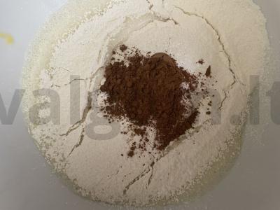 Varškės pyragas su kakava Žingsnis 2