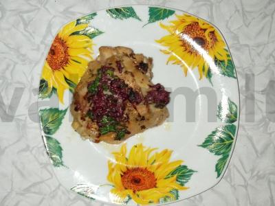 Skani vištiena su juodųjų serbentų padažu pagrindine nuotrauka